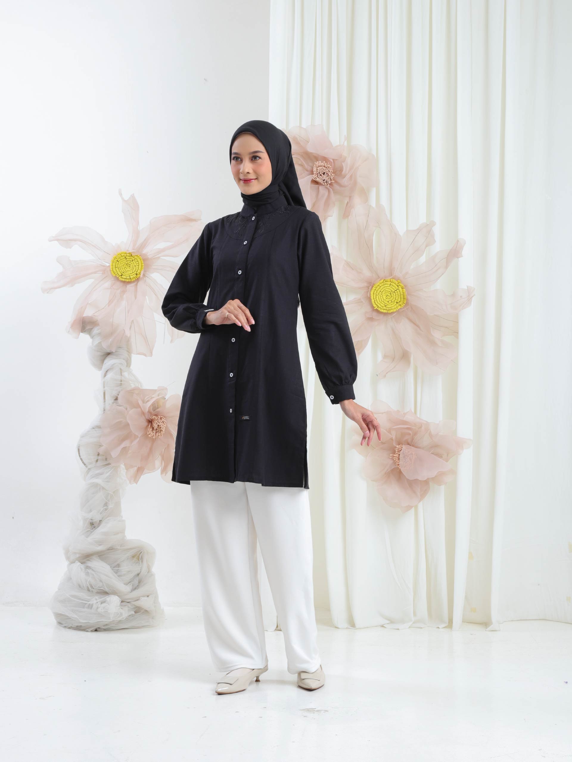 Spring Couple Black-02
