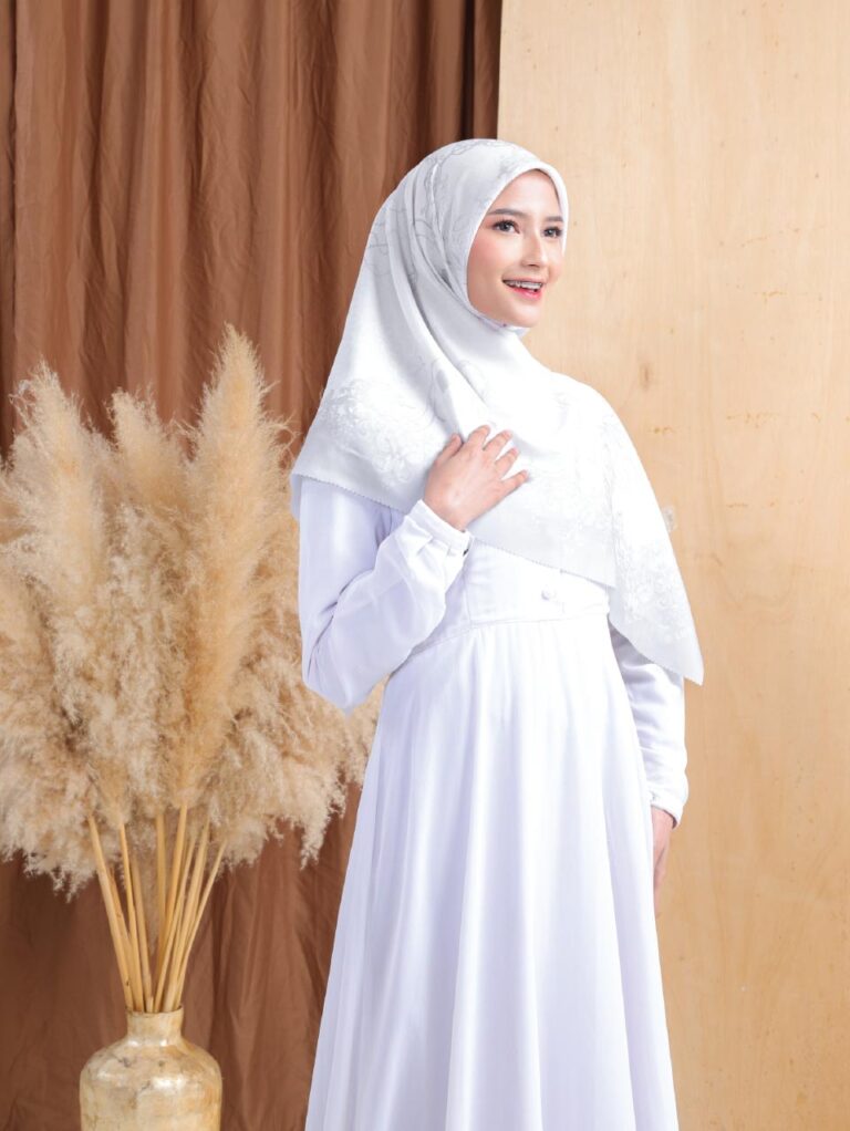 Zaara colour zaara light grey